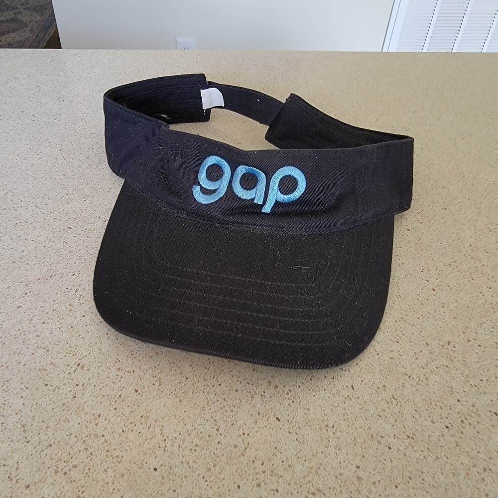 Woman's visor